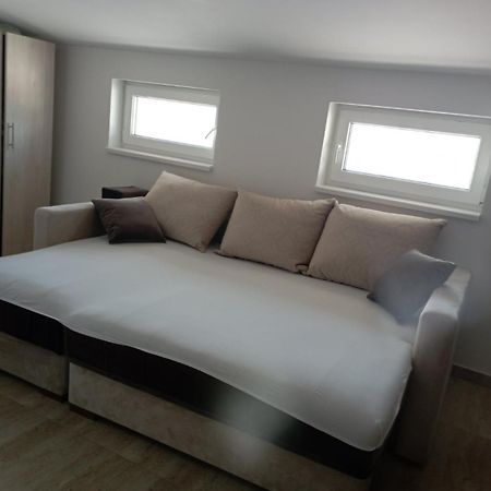 Apartmani Marija Врдник Экстерьер фото
